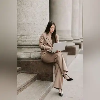 唐妍辰